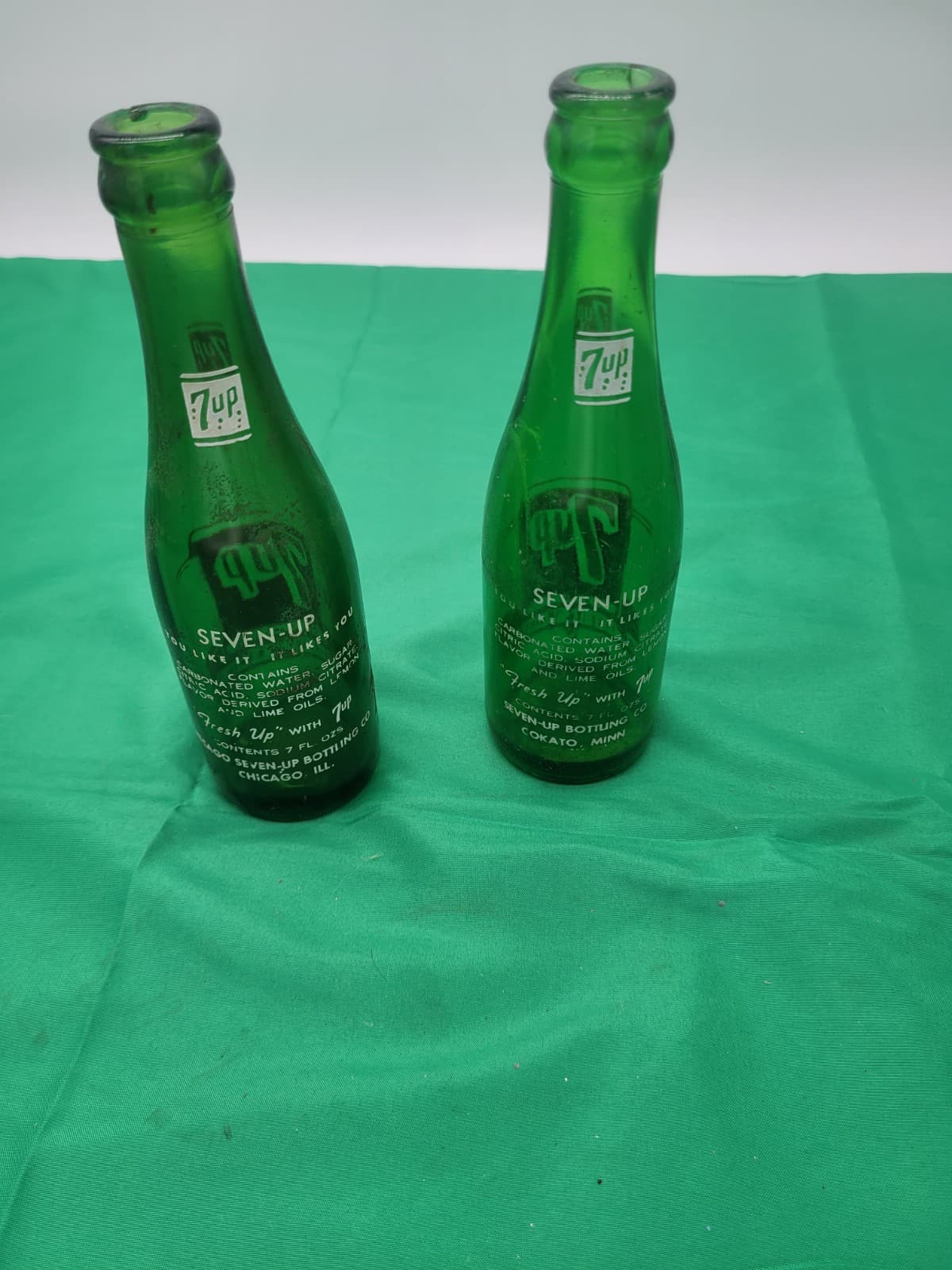 Vintage 7UP Green Glass Soda Bottles Lot of 2 Cokato MN & Chicago IL ACL Bottles