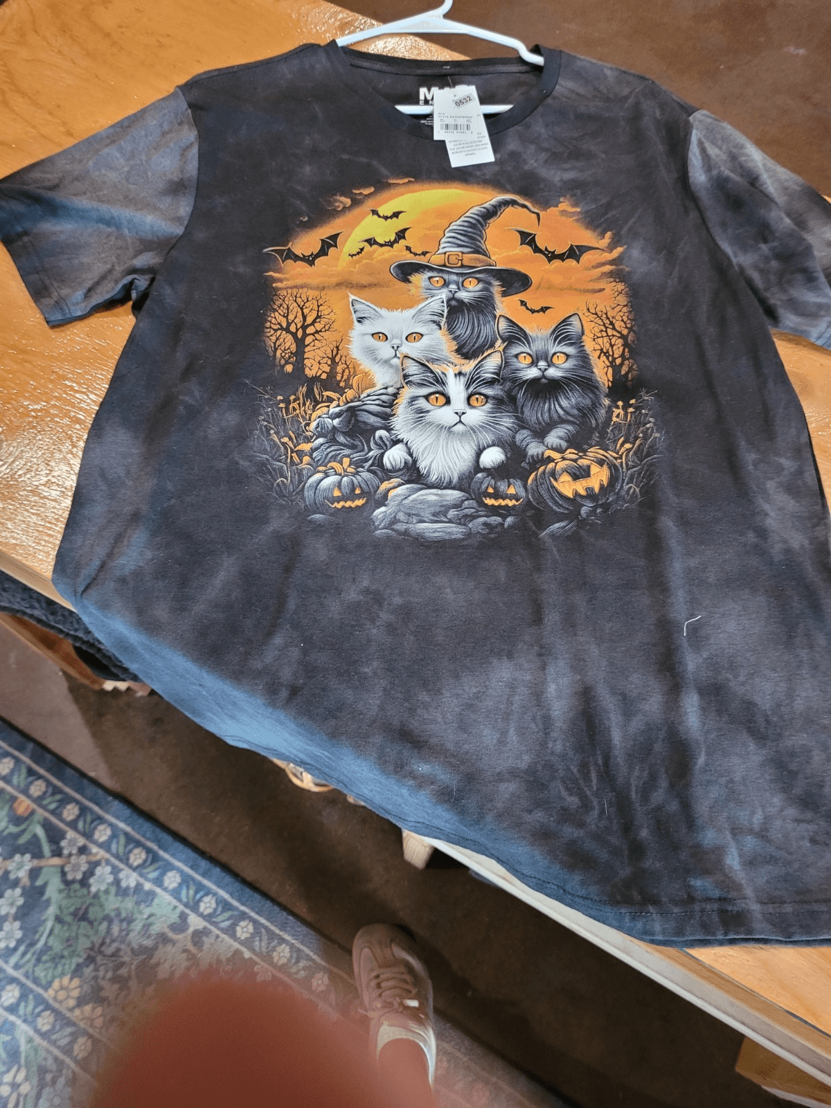 Men's Large Cat T shirt