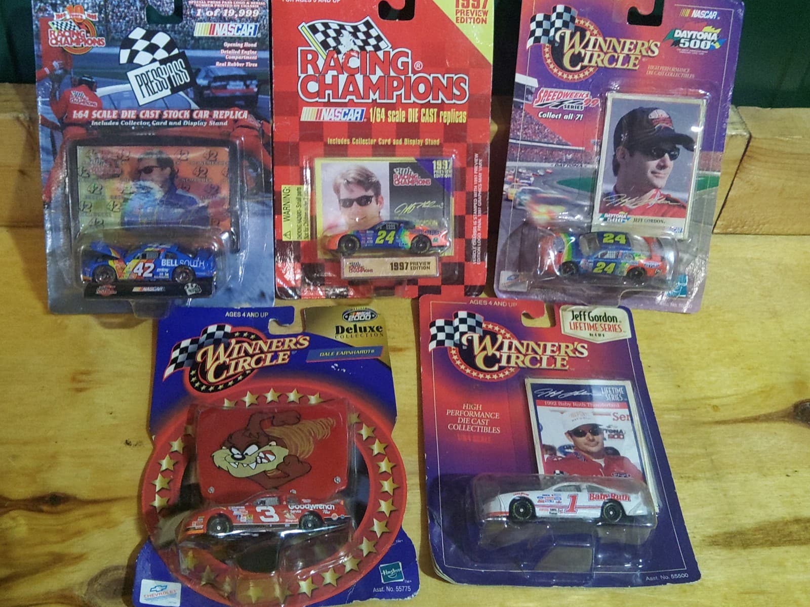 NASCAR 1:64 Die-Cast Collection – 5 Sealed Cars | Jeff Gordon, Dale Earnhardt, J