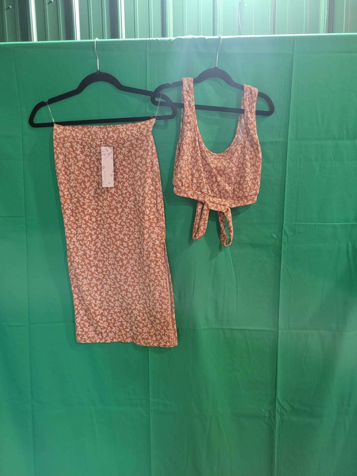 Large Women’s Brown Outfit