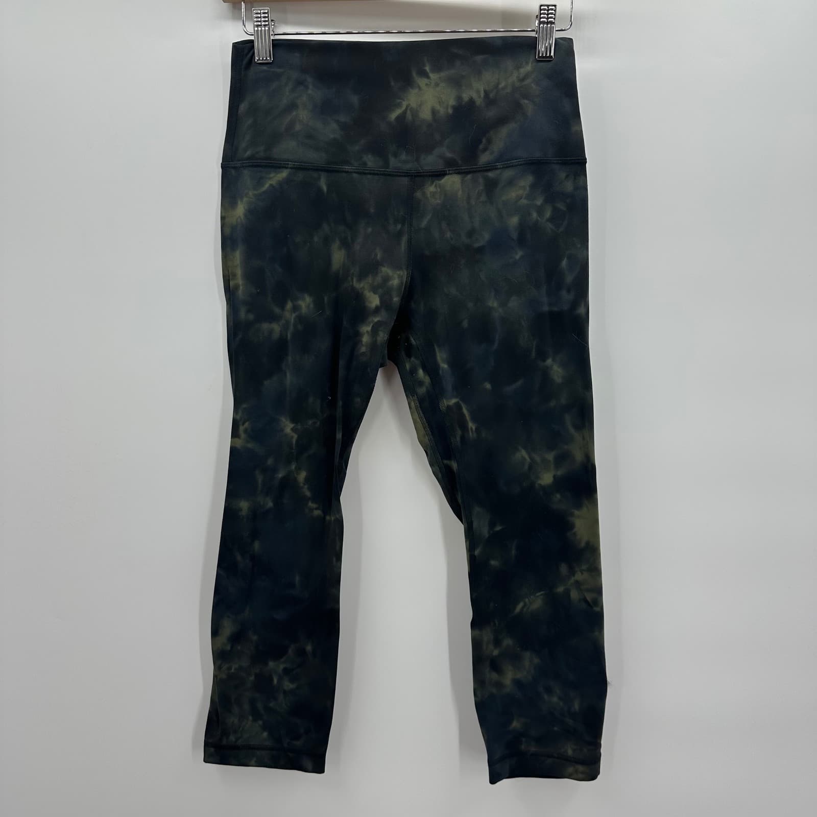 Lululemon Align Crop 21" Diamond Dye Graphite Grey Bronze Green in Size 8