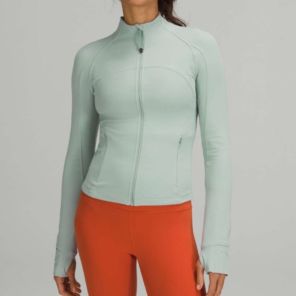 Lululemon Nulu Cropped Define Jacket in Silver Blue Sz 14 NWT