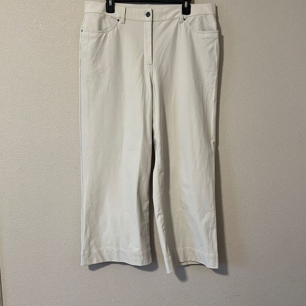 Lululemon City Sleek 5 Pocket Wide-Leg High Rise 7/8 Length Pant in White Opal S