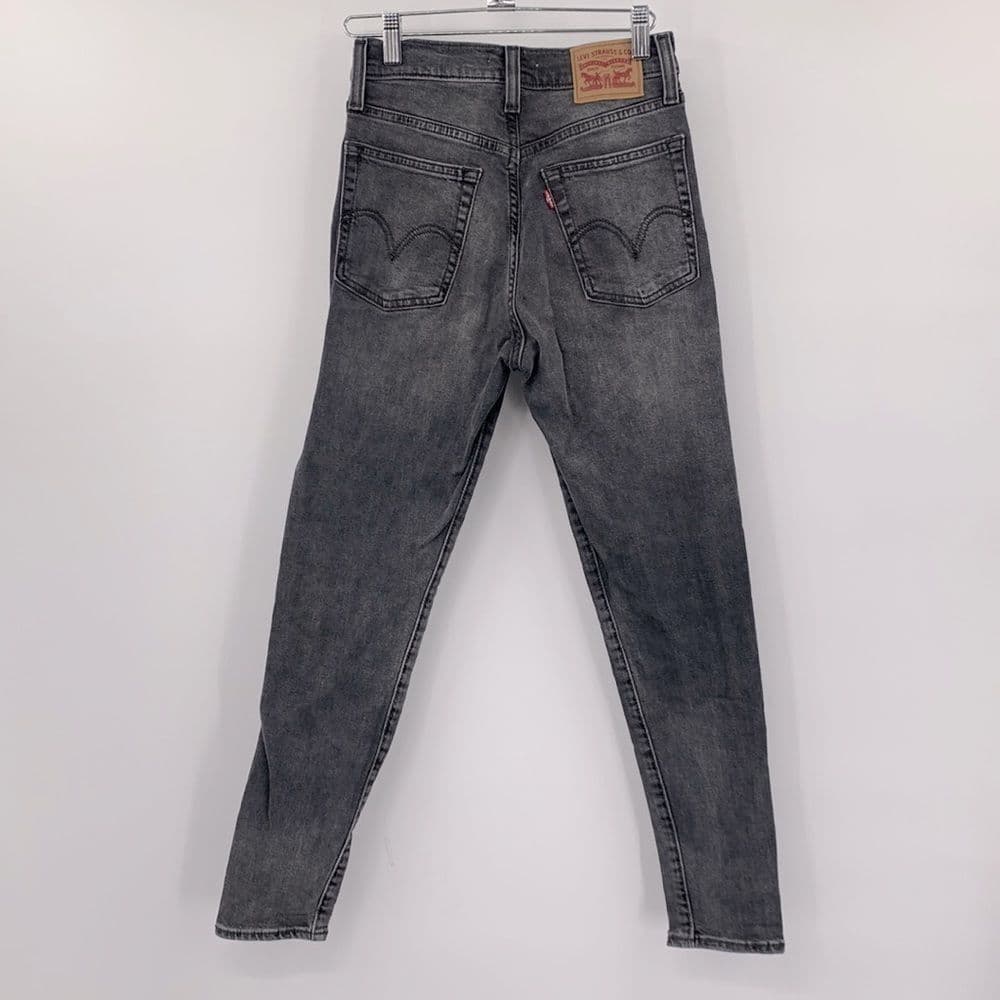 Levi’s Wedgie Skinny Black Denim Sz 25