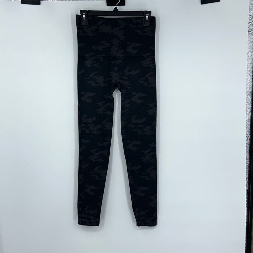Spanx Camo Leggings Sz XL
