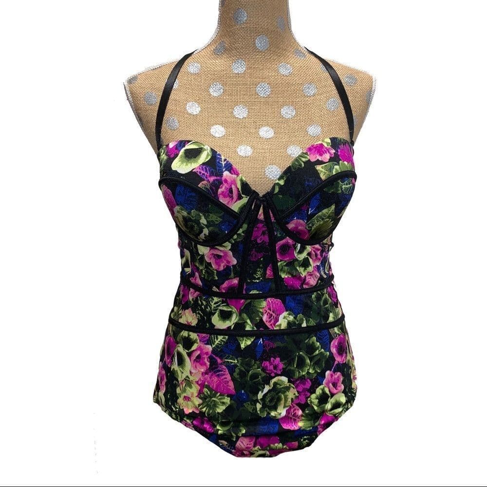Attention 1pc Swimwear GORGEOUS Sz Large
