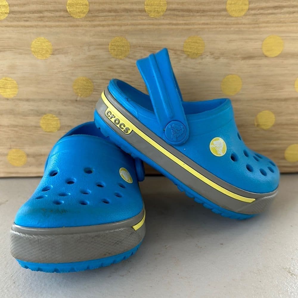 Crocs Blue Sandals Sz 4/5