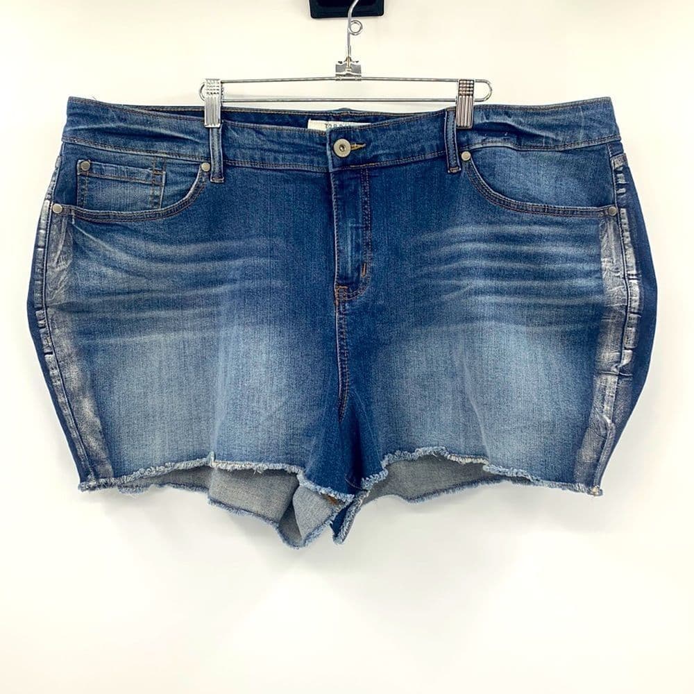 Torrid Silver Paint Denim Cut Off Shorts Sz 26