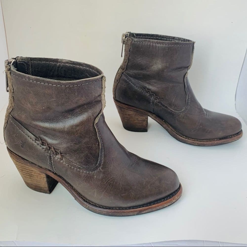 Frye Heeled Booties Sz 6.5