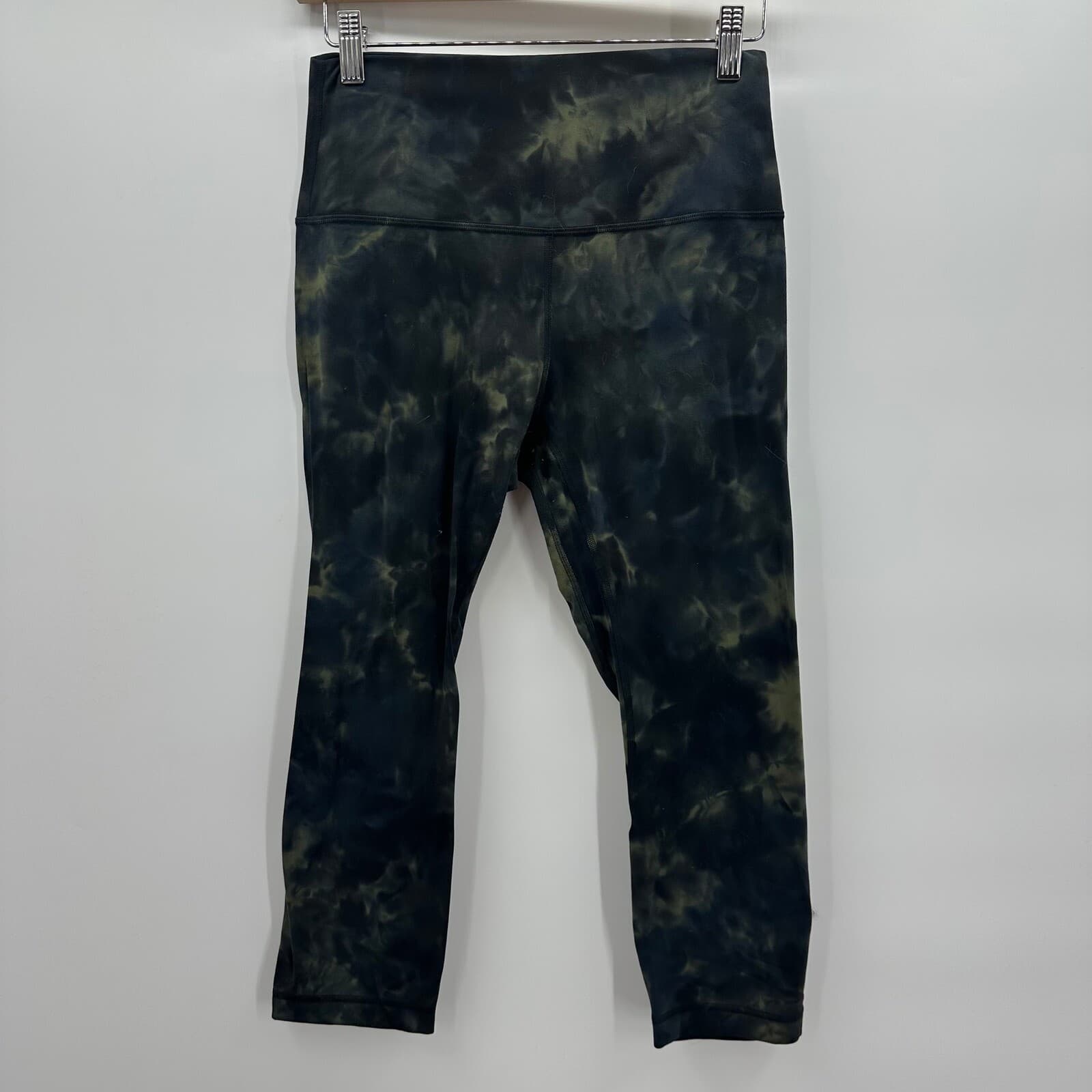 Lululemon Align Crop 21" Diamond Dye Graphite Grey Bronze Green in Size 8