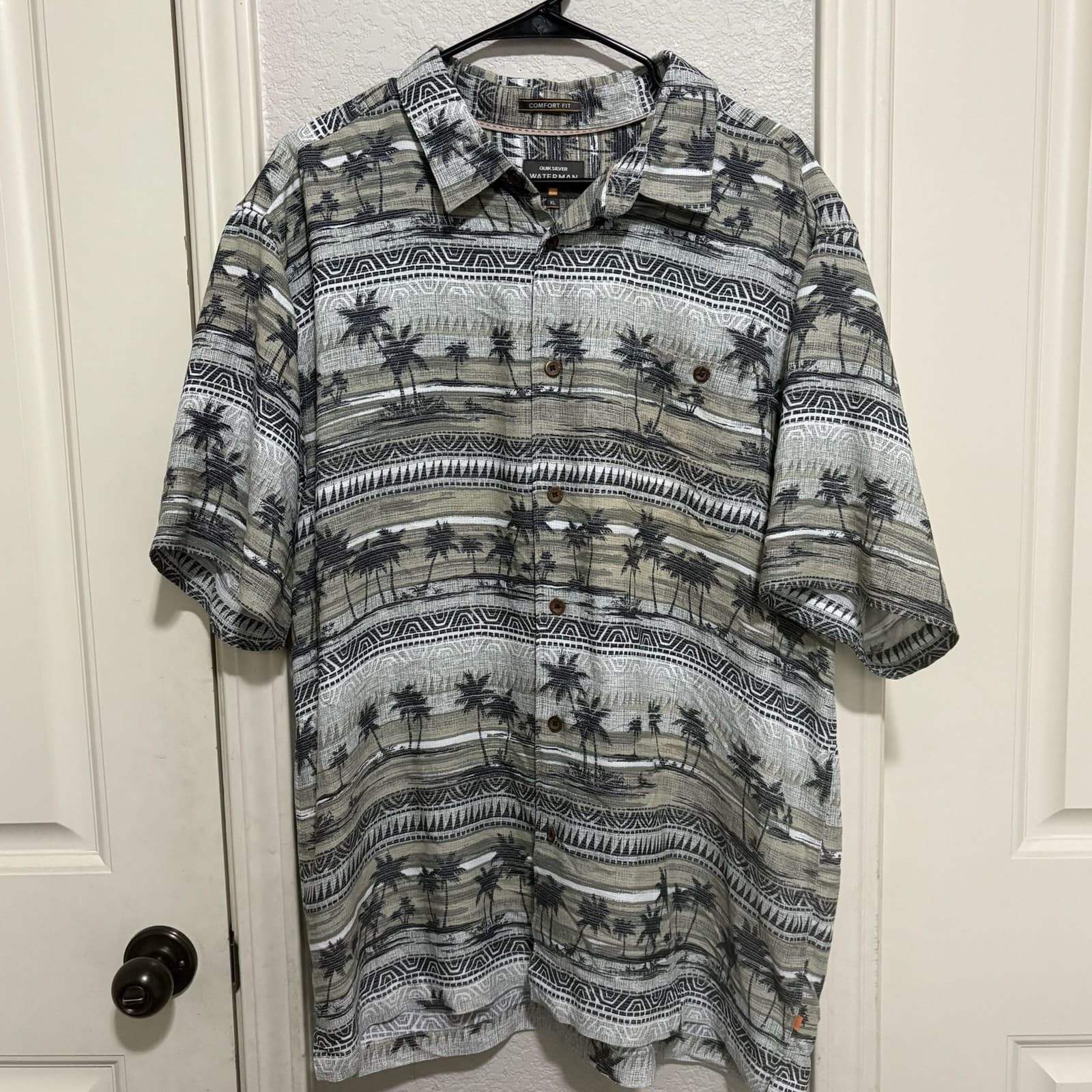 Quiksilver Waterman Collection Comfort Fit Palm Tree Print Shirt XL
