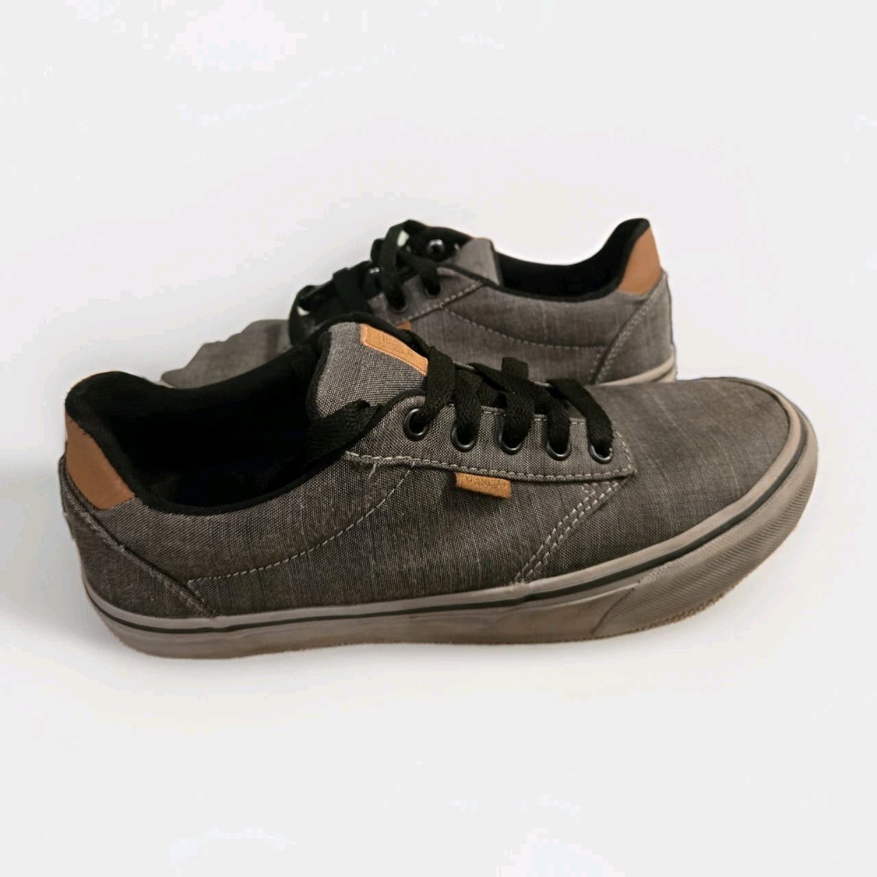 Vans Chapman Stripe Gray Black Low Top Sneakers Mens 9.5 Canvas Casual Shoes