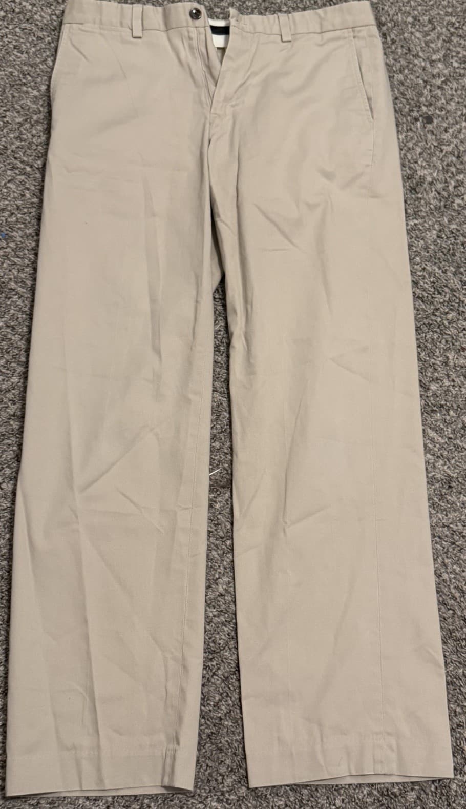 EDDIE BAUER BEIGE COTTON PLEATS CUFFS PANTS MEN (there Is Mark But Washable)