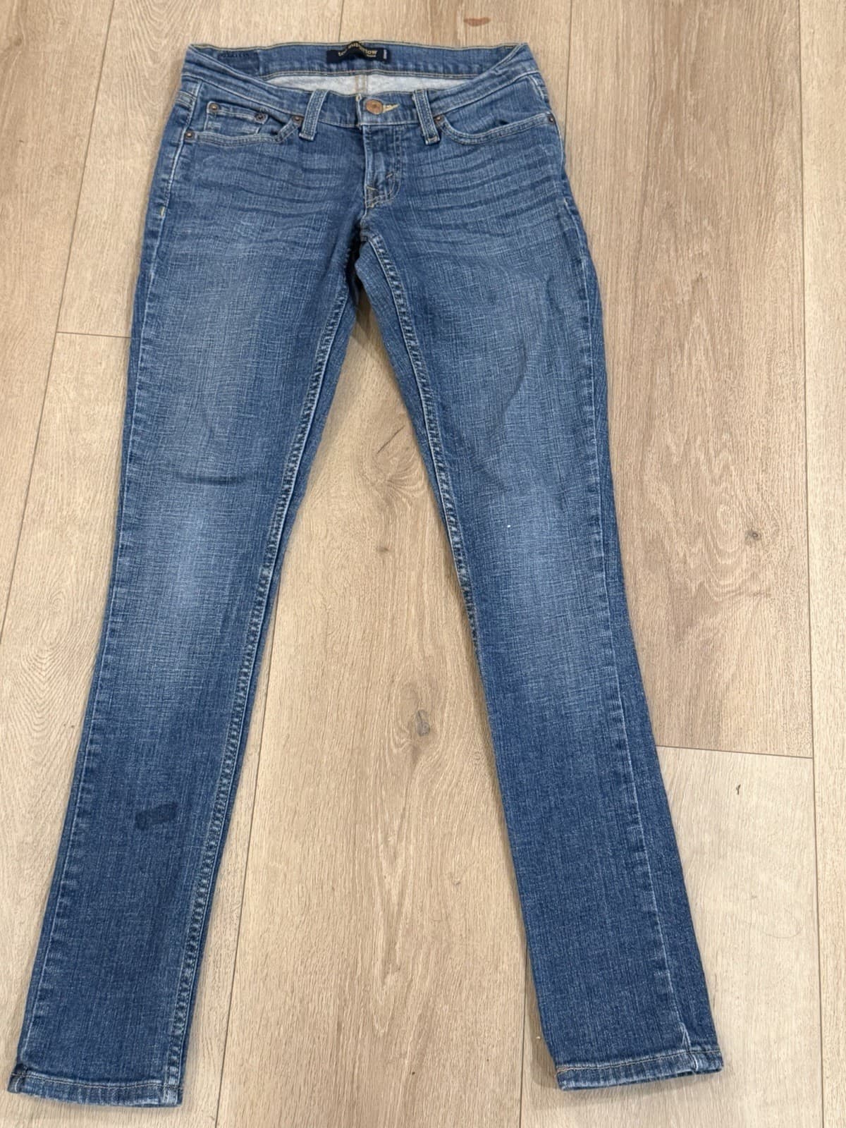 Levis 524 Jeans Womens 11 M Too Superlow Mid Faded Wash Denim