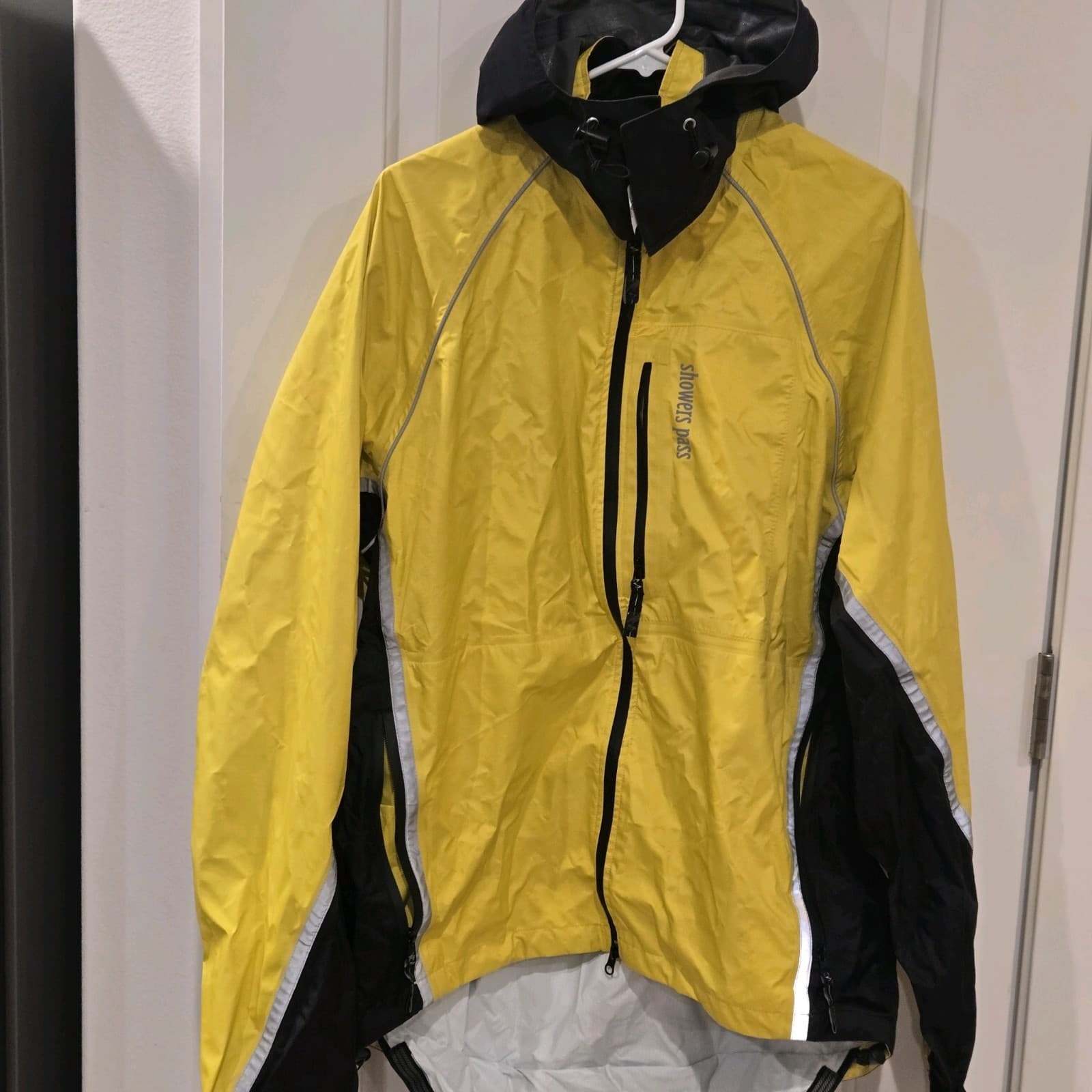 Shower Pass Mens Large Cycling Jacket Yellow Black Hooded Windbreaker Reflective