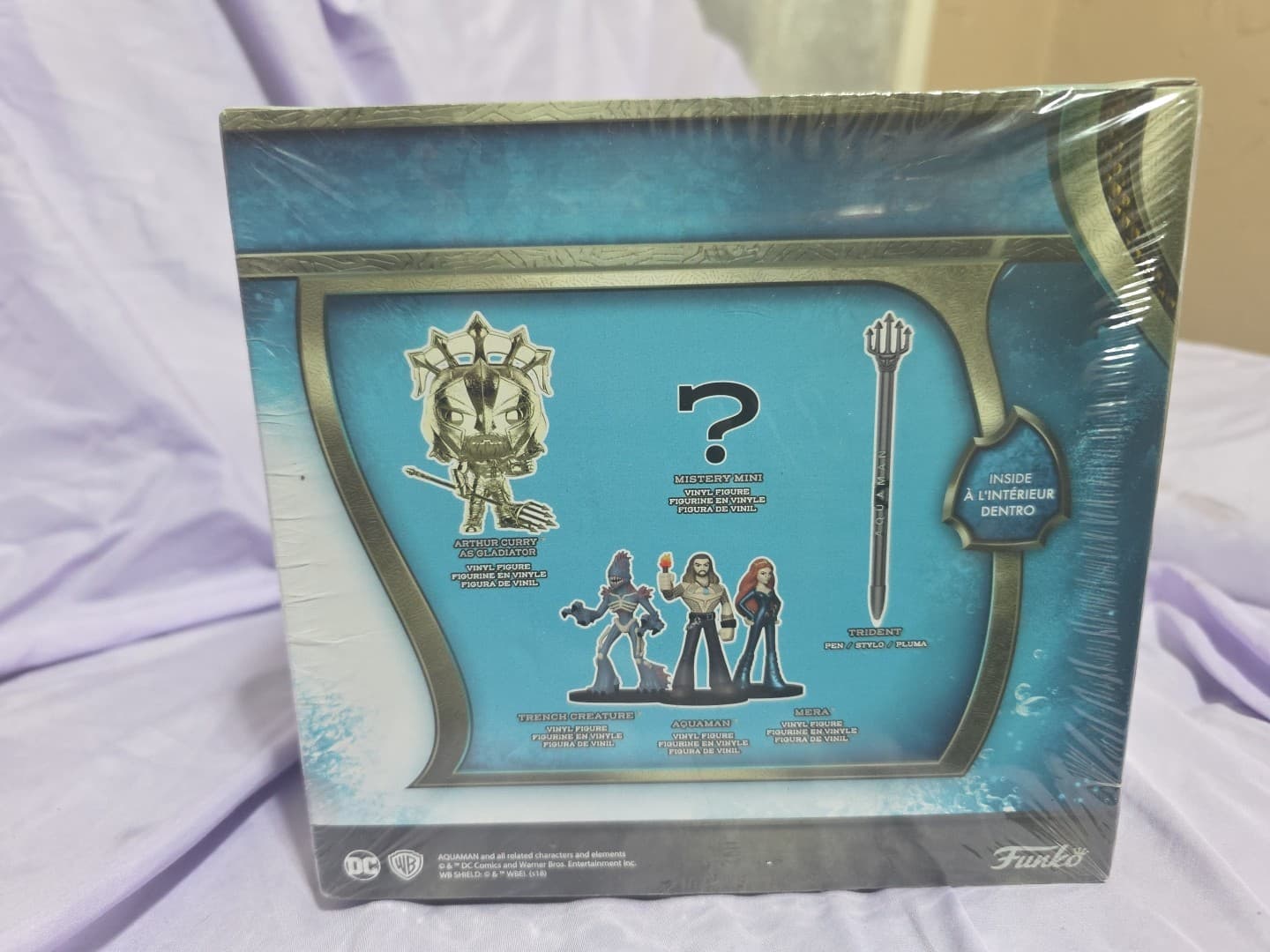 Funko 323012405 Aquaman Pop DC Collectors Box
