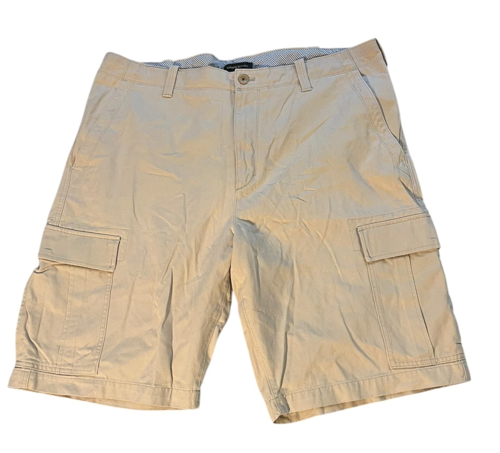 Banana Republic Men's Beige Casual Outdoor Preppy Classic Cargo Shorts Size 40