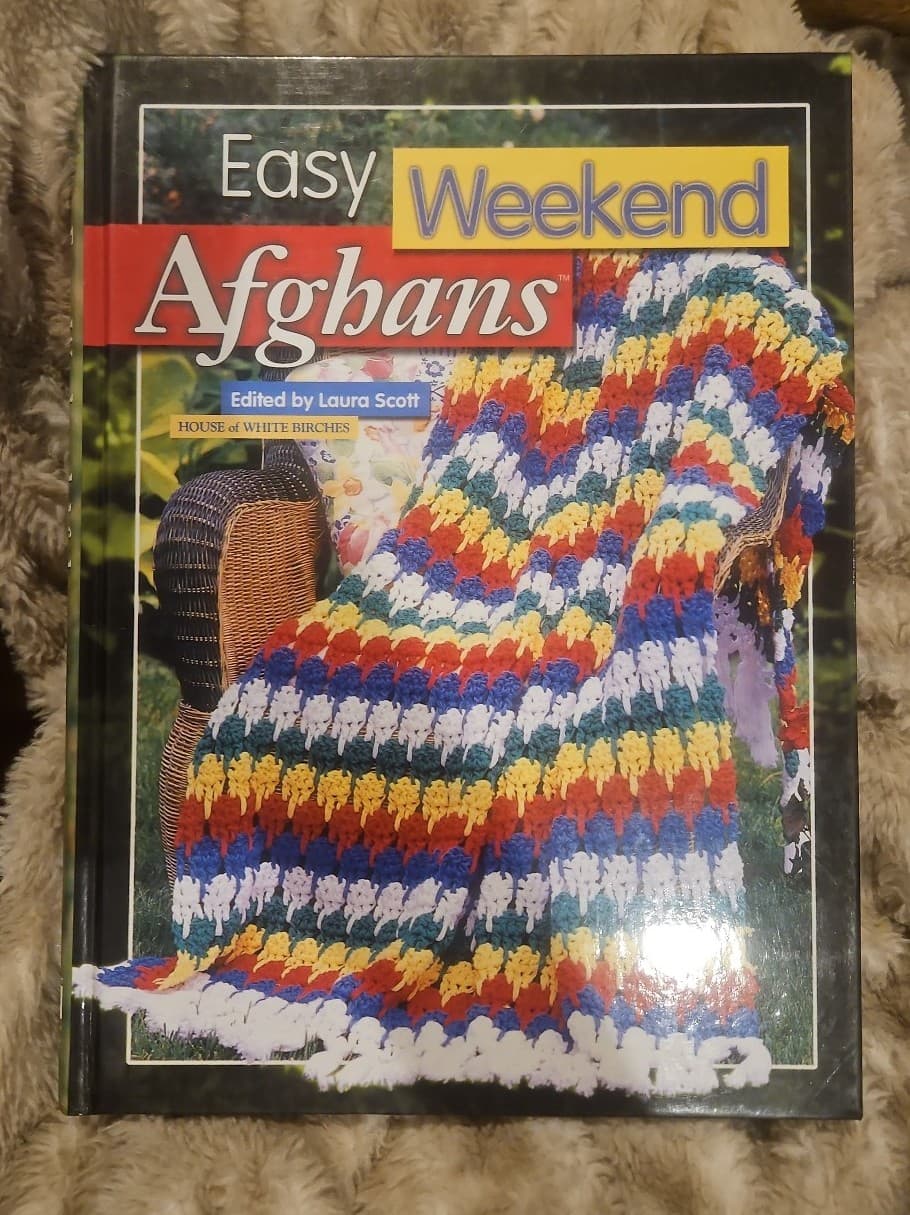 Easy Weekend Afghans Hardcover Book