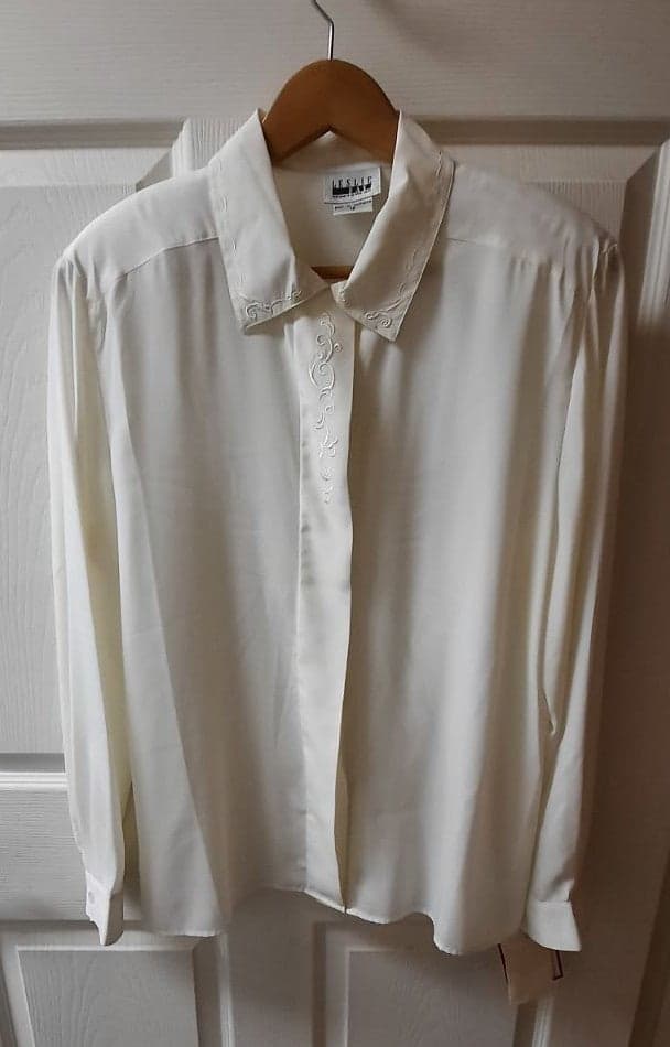 Size 12 Womens Blouse