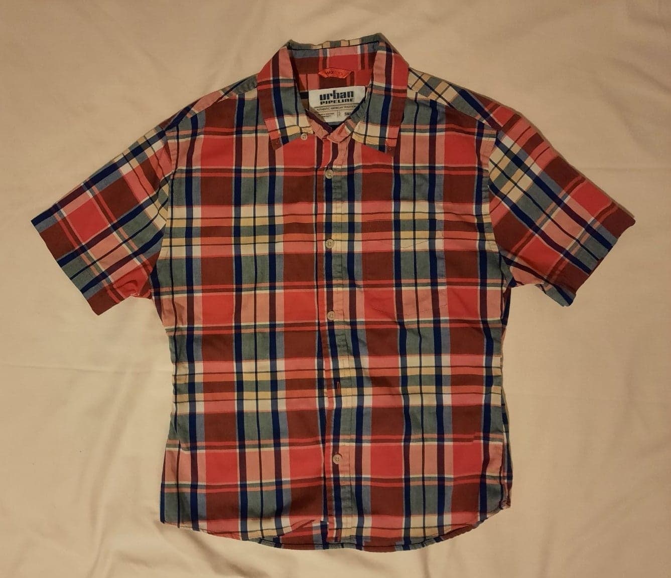Men's Collared Shirt Size Small