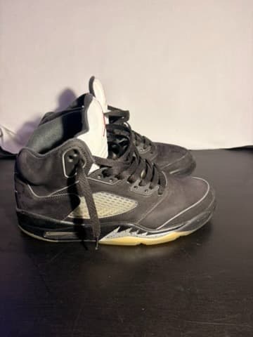 Jordan 5 black good condition