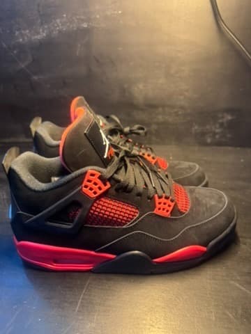Jordan 4 size 10 new