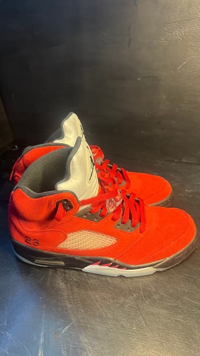 Jordan 5 size 10.5 red