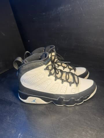 Jordan 9 university blue used no insoles