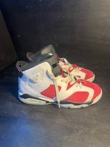 Jordan 6 size 7y used