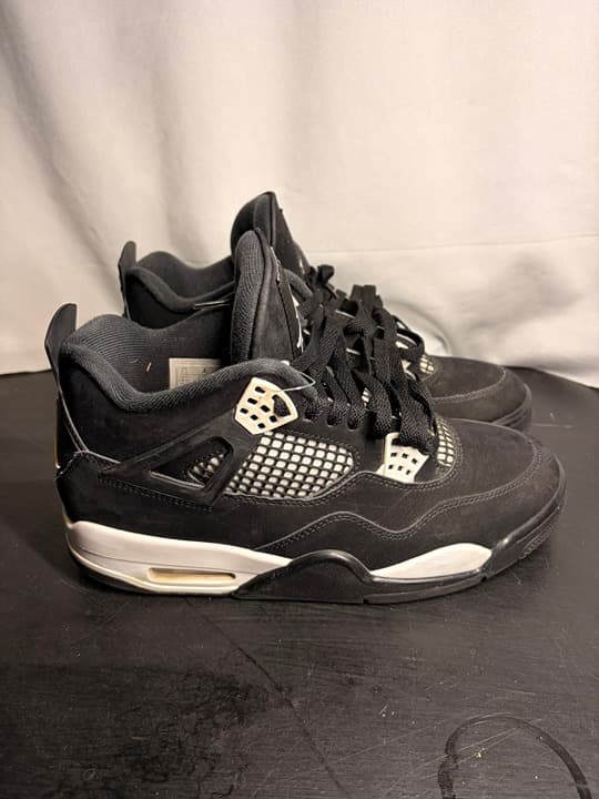 Jordan 4 size 9.5 used