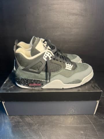Jordan 4 size 10.5