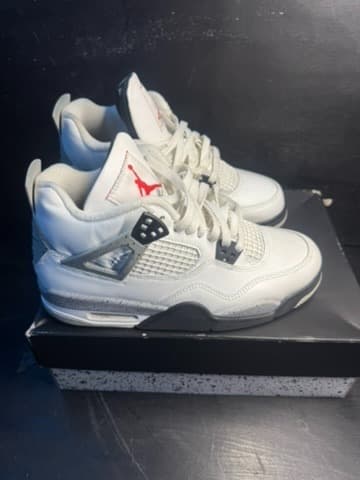 Jordan 4 size 7 box