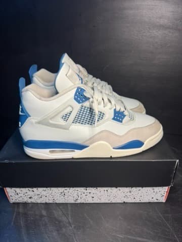Jordan 4 military blue size 11