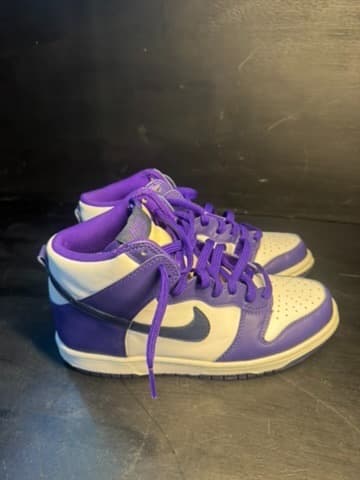 Nike Dunk high size 7