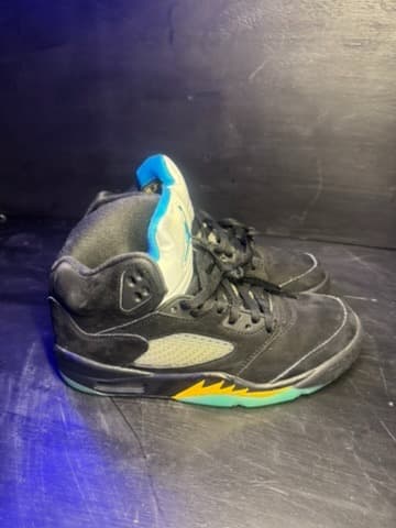 Jordan 5 used size 8 good condition