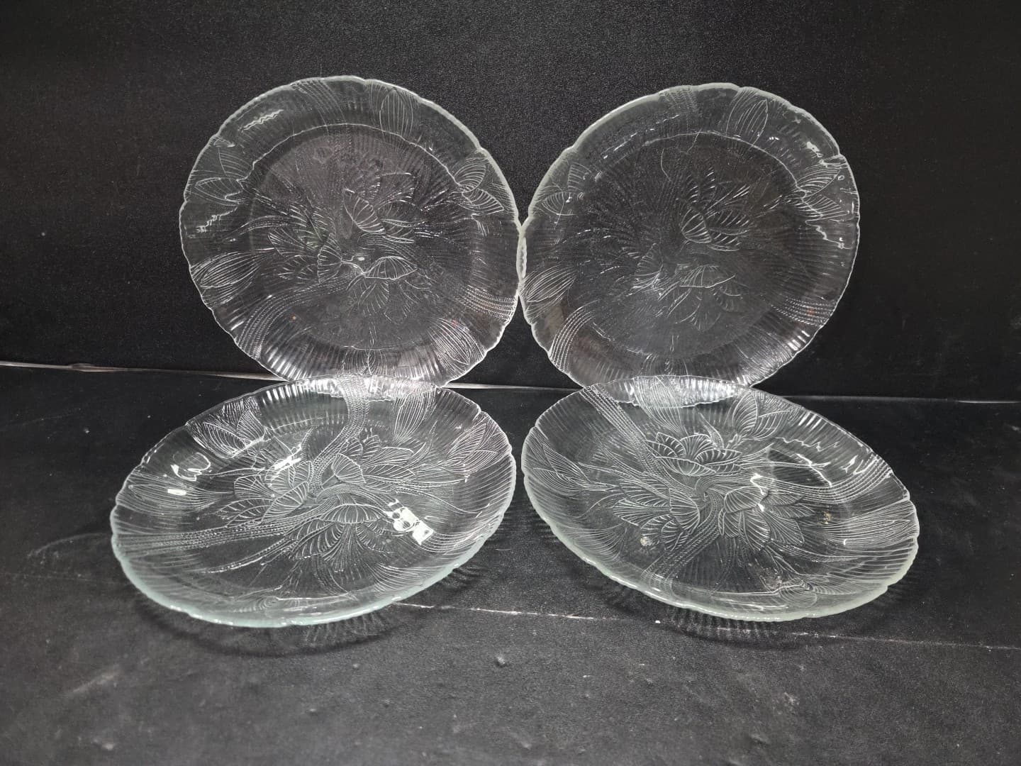 Arcoroc Canterbury Crocus Salad Plates Clear Glass Floral Pattern, 7.5" Set of 4