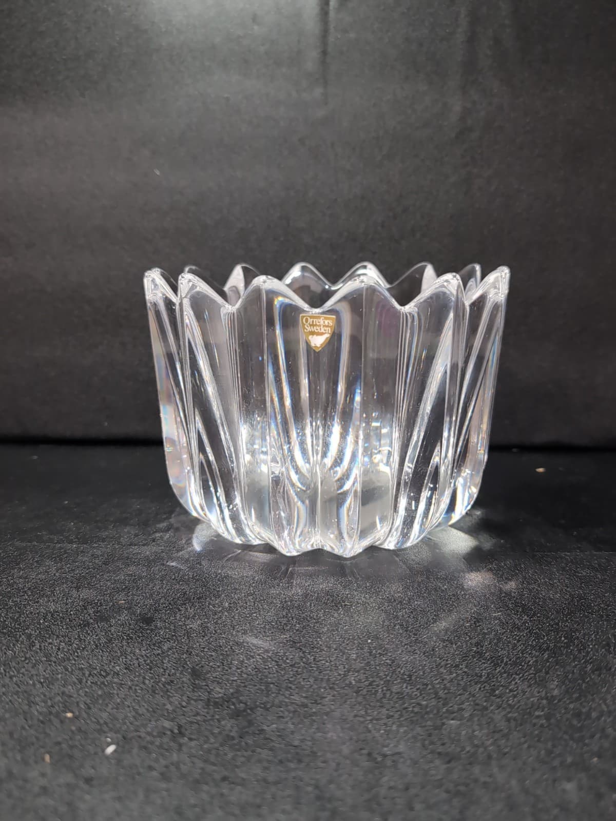 Orrefors Fleur Crystal Vase, Designed by Jan Johansson, Decorative Home Accent