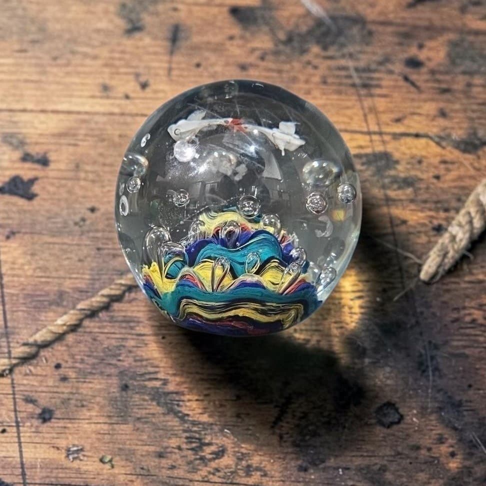Nautical Colorful Controlled Bubbles Paperweight, Seagulls Design, Ocean Decor