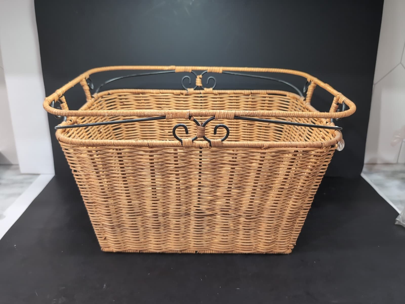 Princess House Casual Home Large Storage Basket, BASTLG, Home Decor Organization