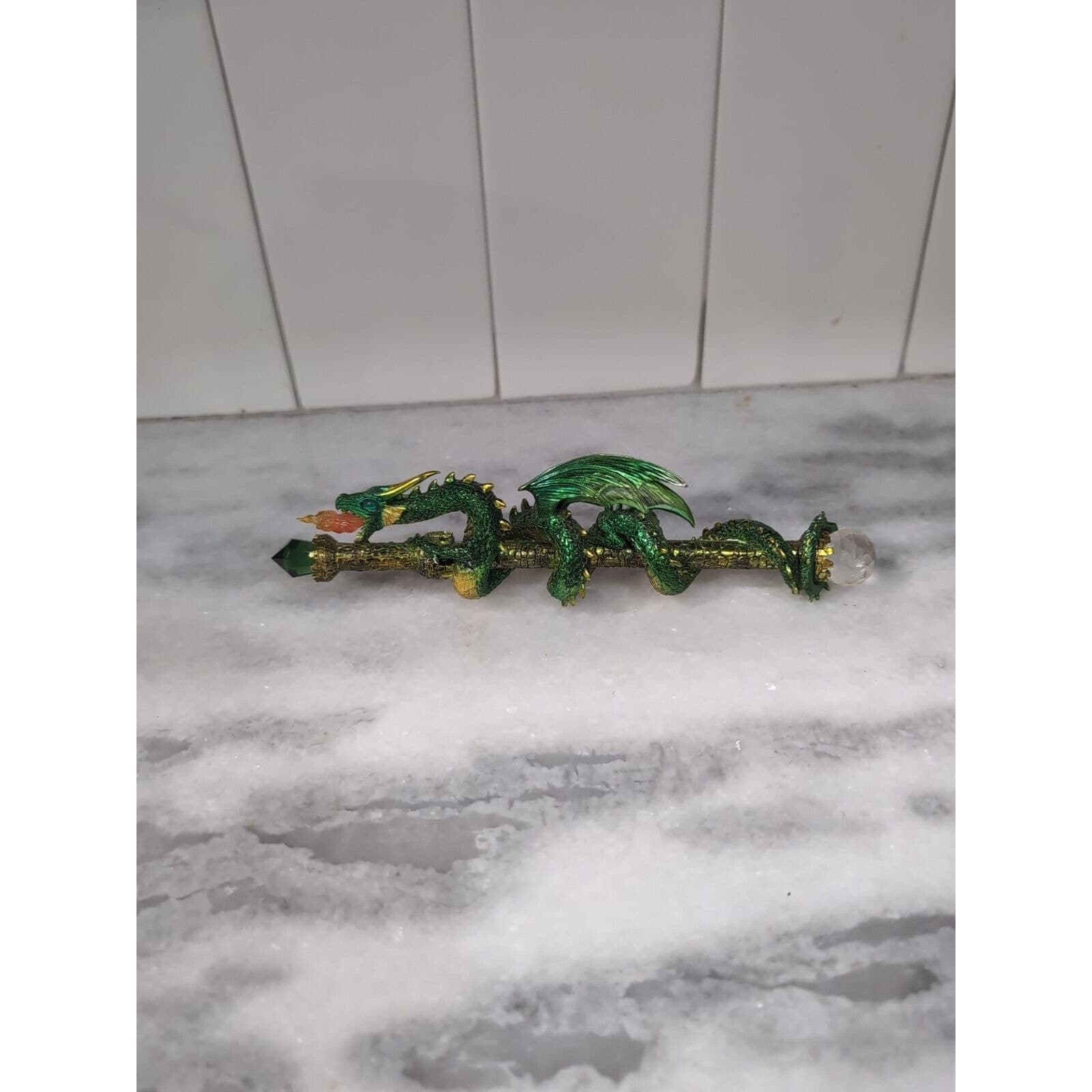 The Hamilton Collection Dragon Wand, Fortuna Captus, Wands of Wonder Figure