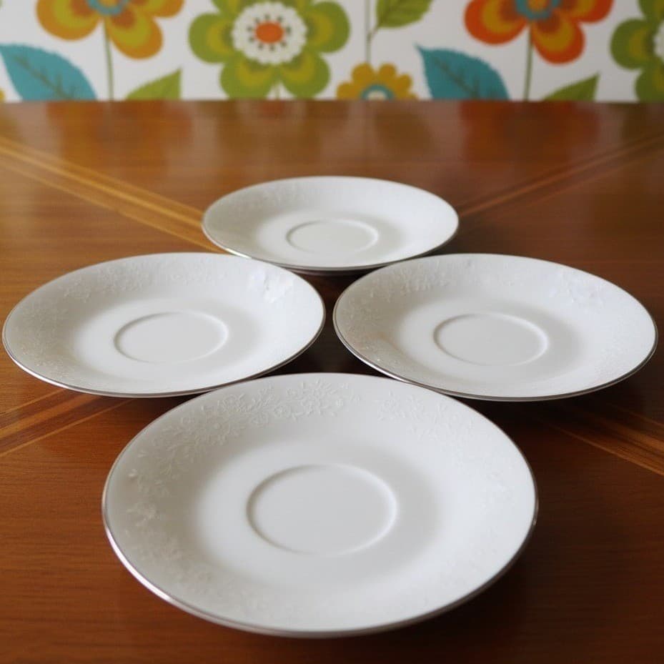 Carico Fine China Chantilly Saucers #7953, Set of 4, Porcelain Japan Dinnerware