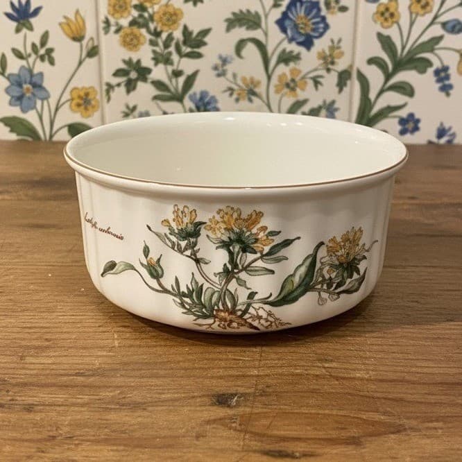 Villeroy & Boch Botanica Casserole Dish, Vintage Anthyllis Vulneraria Design