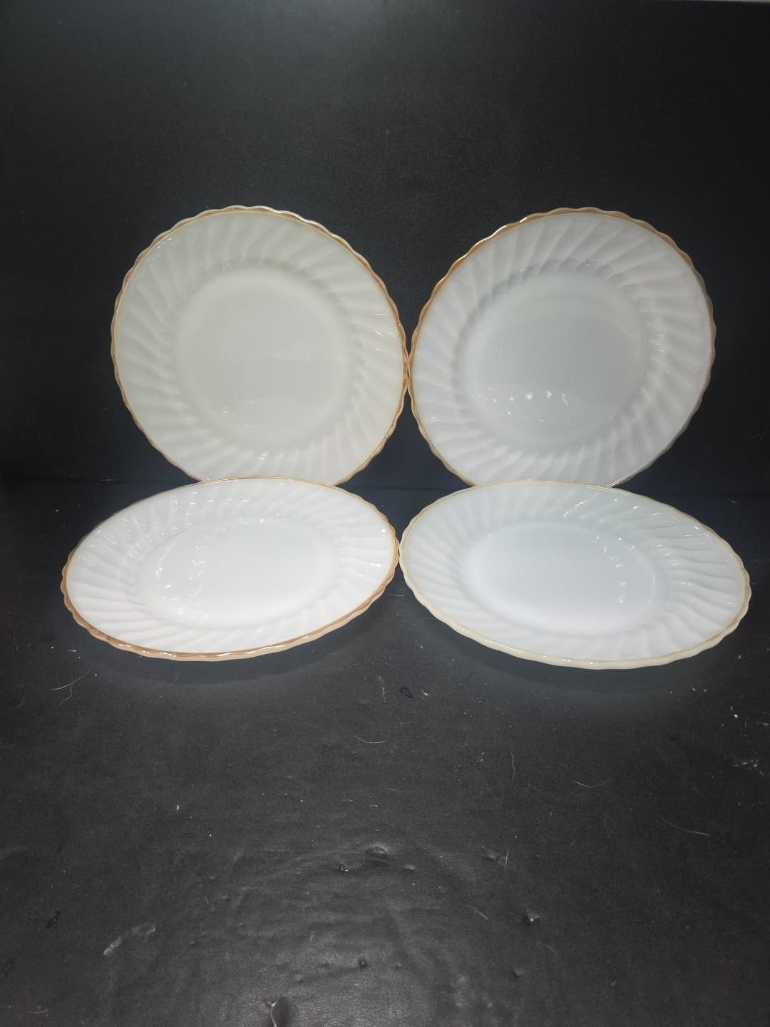 Anchor Hocking White Swirl Dinner Plates, Gold Rim Scalloped Plates, Set of 4