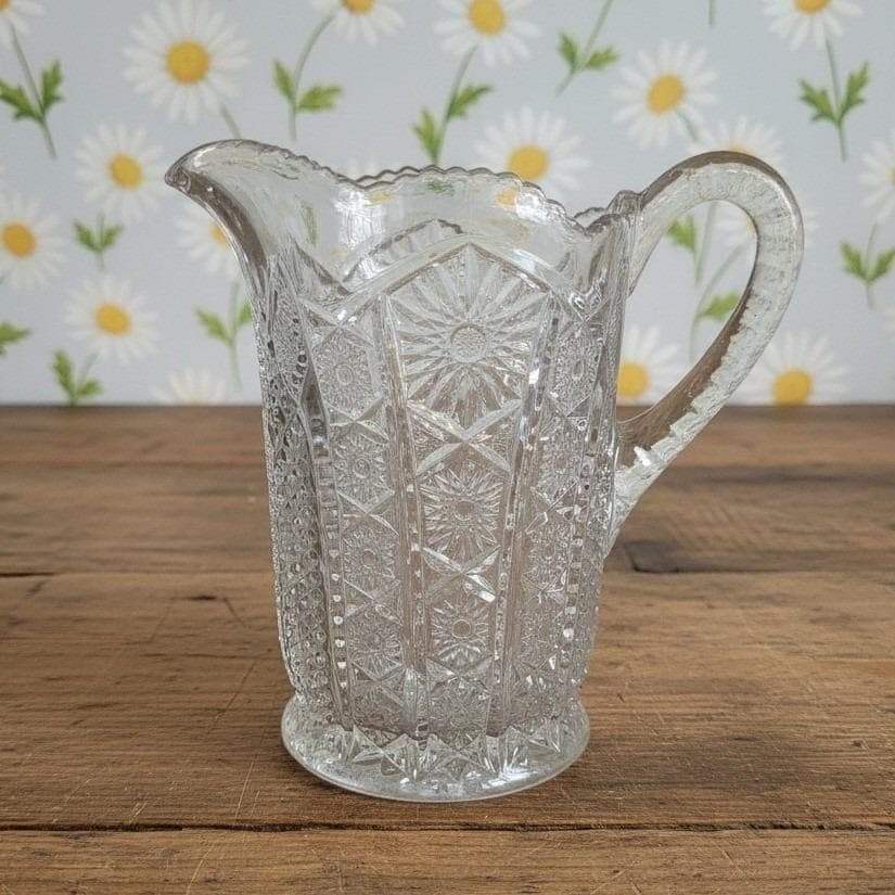 Indiana Glass Paneled Daisy Pitcher, EAPG Pitcher, 32 oz Serveware, Glassware