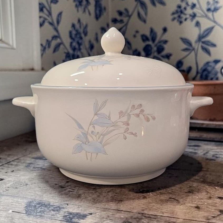 Noritake Kilkee Keltcraft 2Qt Casserole Dish, Vintage Covered Tureen, Bakeware