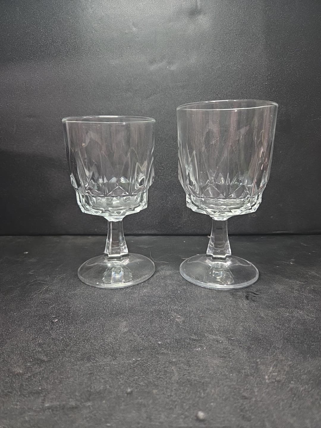 Arcoroc France Arctic Stemmed Crystal Wine Misc Glasses Set of 2 Vintage Clear