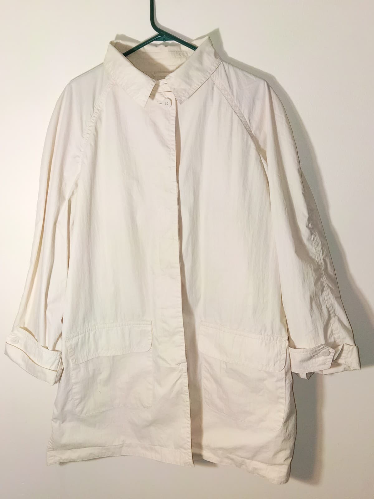 Eddie Bauer Womens L White Button Front Collared Mid-Length Long Sleeve Jacket