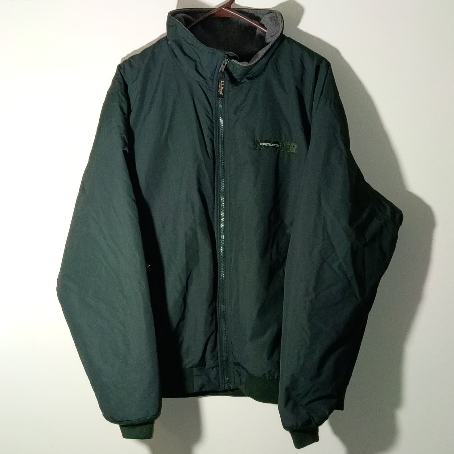 L.L.Bean Men's XL Green Full Zip Lined Nylon Jacket Stand-Up Collar Embroidered