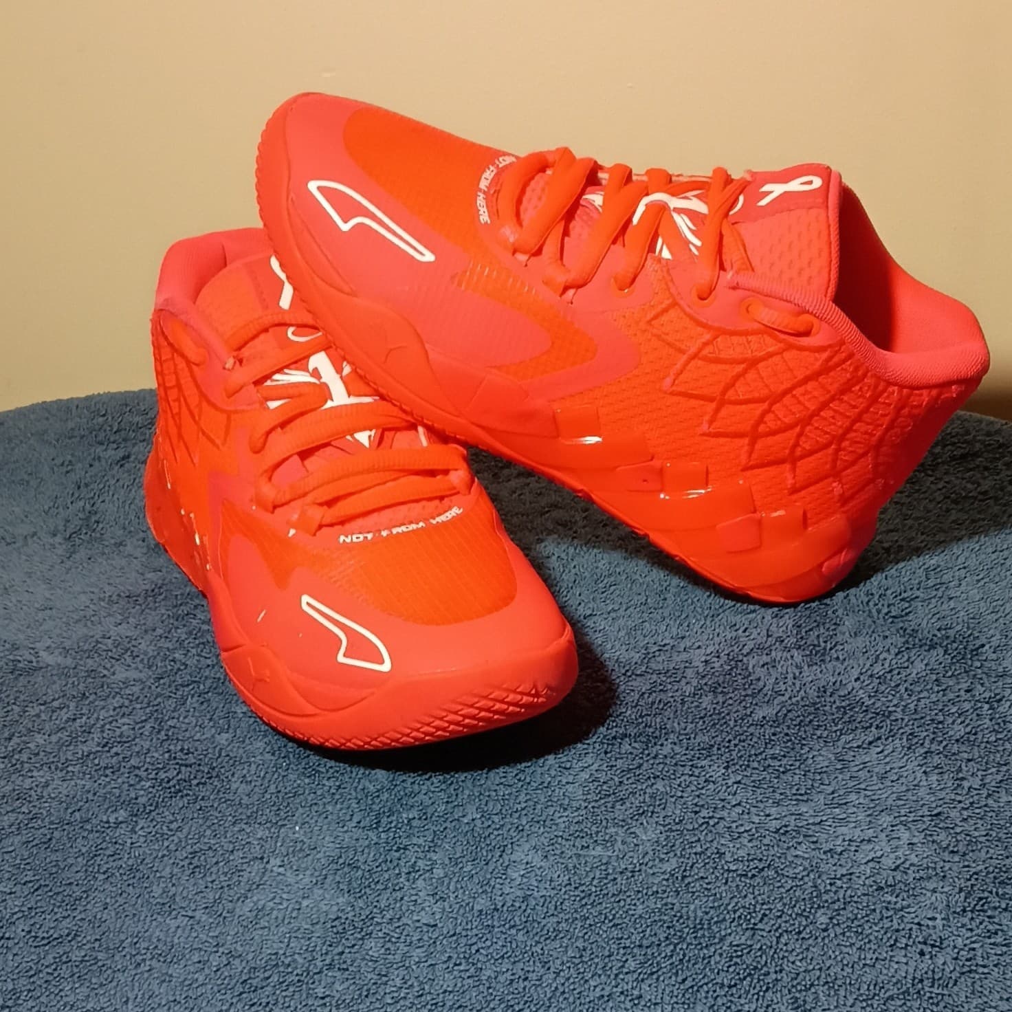 PUMA Sneakers Mens 7 Pink Lamelo Breast Cancer Awareness Basketball 309824-01