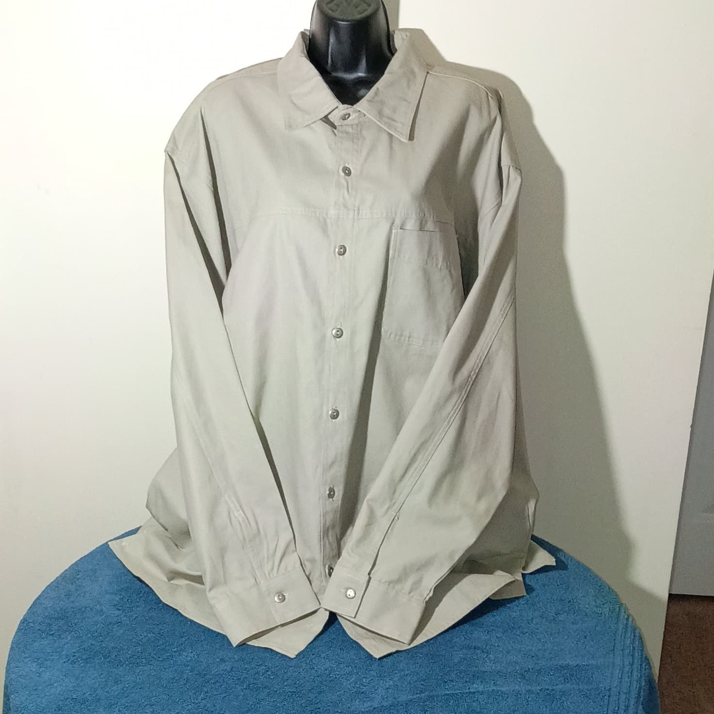 Vintage Marlboro Button Shirt Men 2XL Khaki Tan Safari Ranch Promo Pocket Work